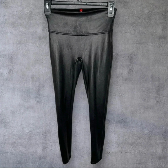 Spanx Faux‎ Leather Leggings size Small Slimming Stretch Shaping Sexy Clubbing - Picture 1 of 8